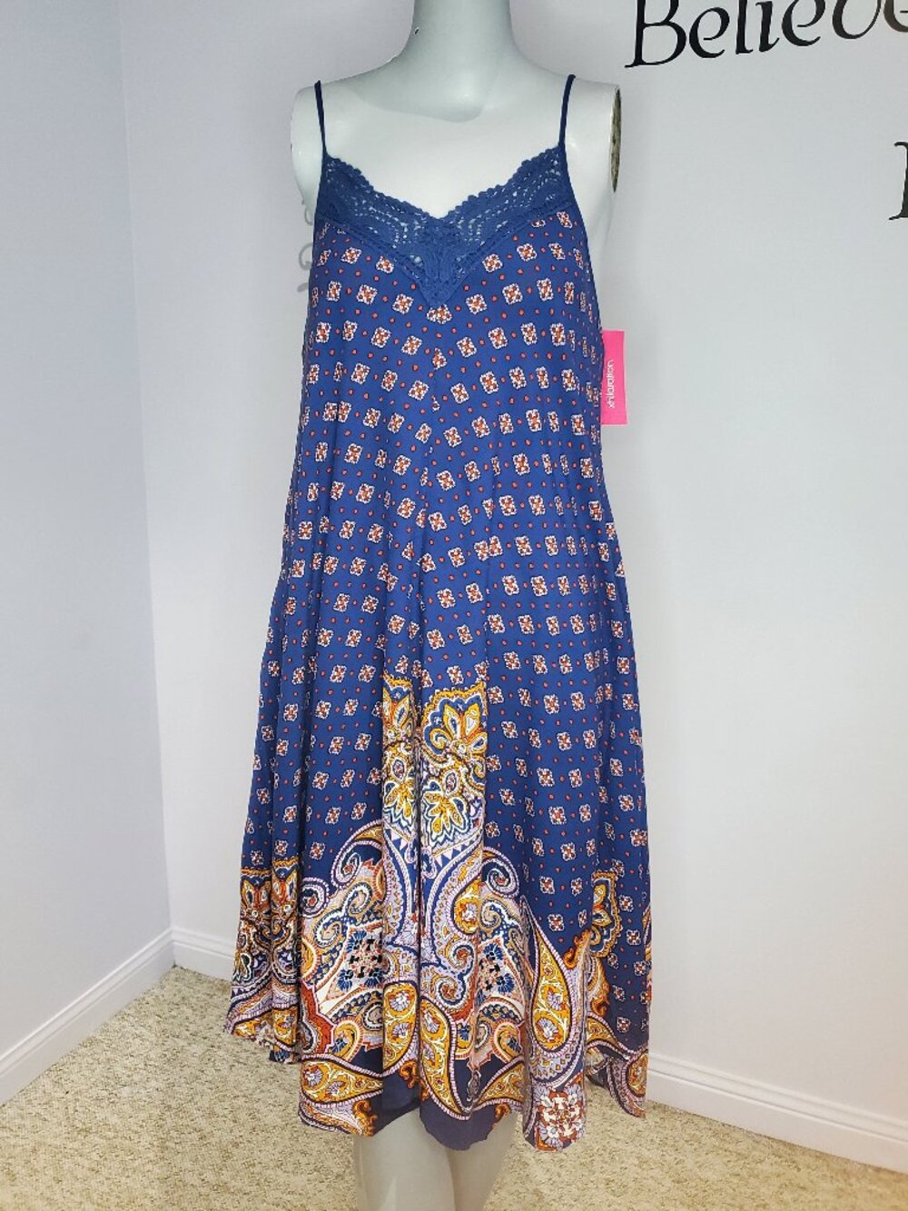 Xhilaration Paisley dress Size M